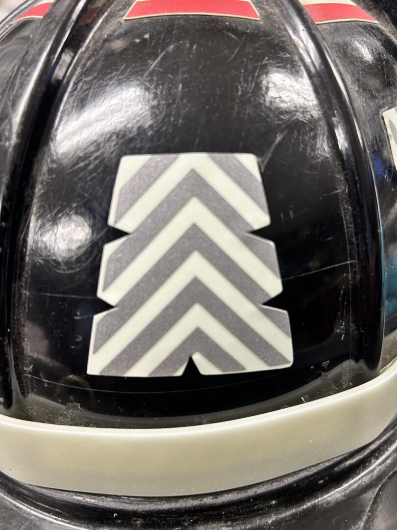 Tetrahedron Chevron w/ 3M Scotchlite 8 pak