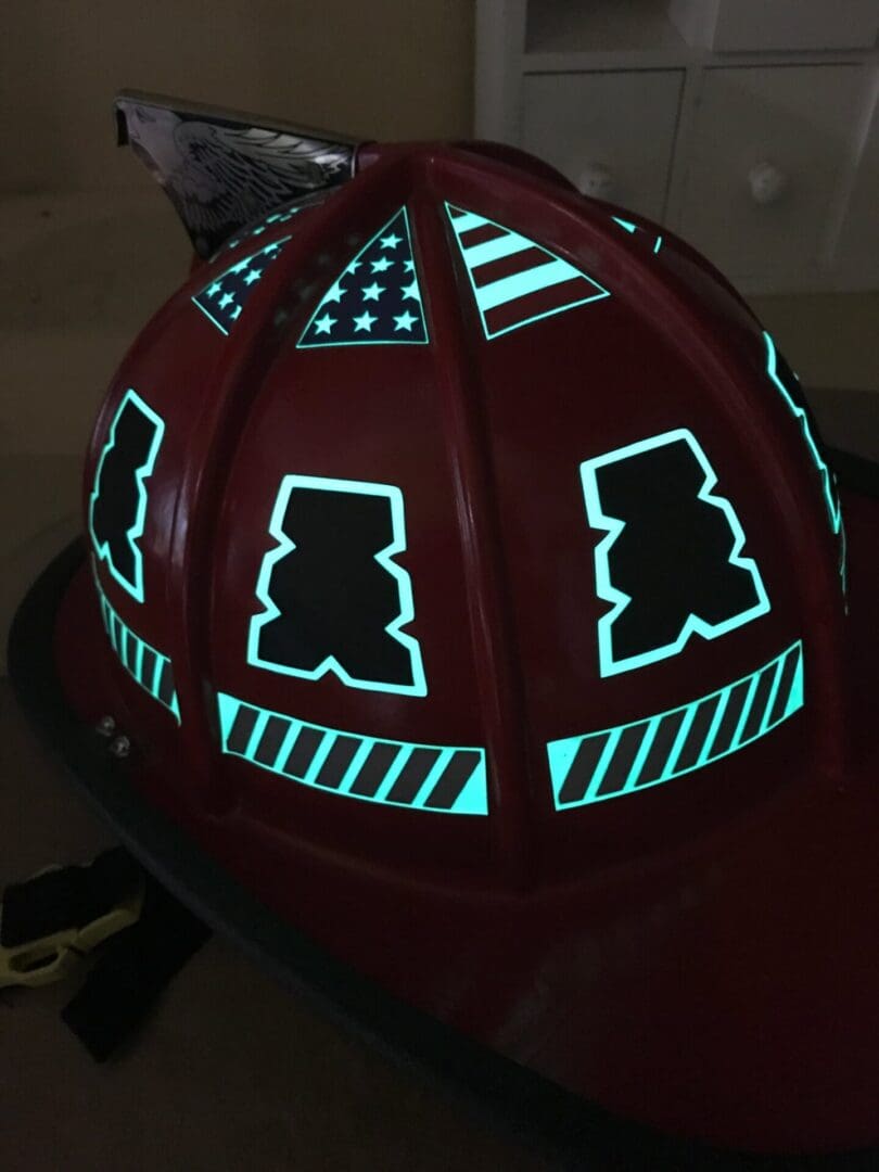Black Out Tetrahedron (8 Pack)