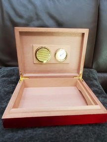 Gettin Salty Rosewood Humidor and Cigar Cutter
